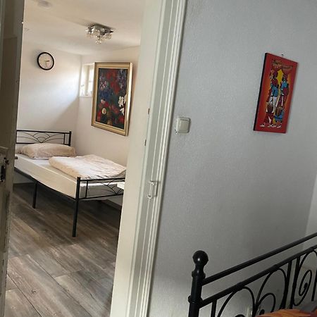 Gaestehaus Linden -Zweibettzimmer Экстерьер фото